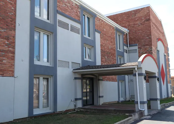 Resorts Guide Oyo Townhouse Tulsa Woodland Hills